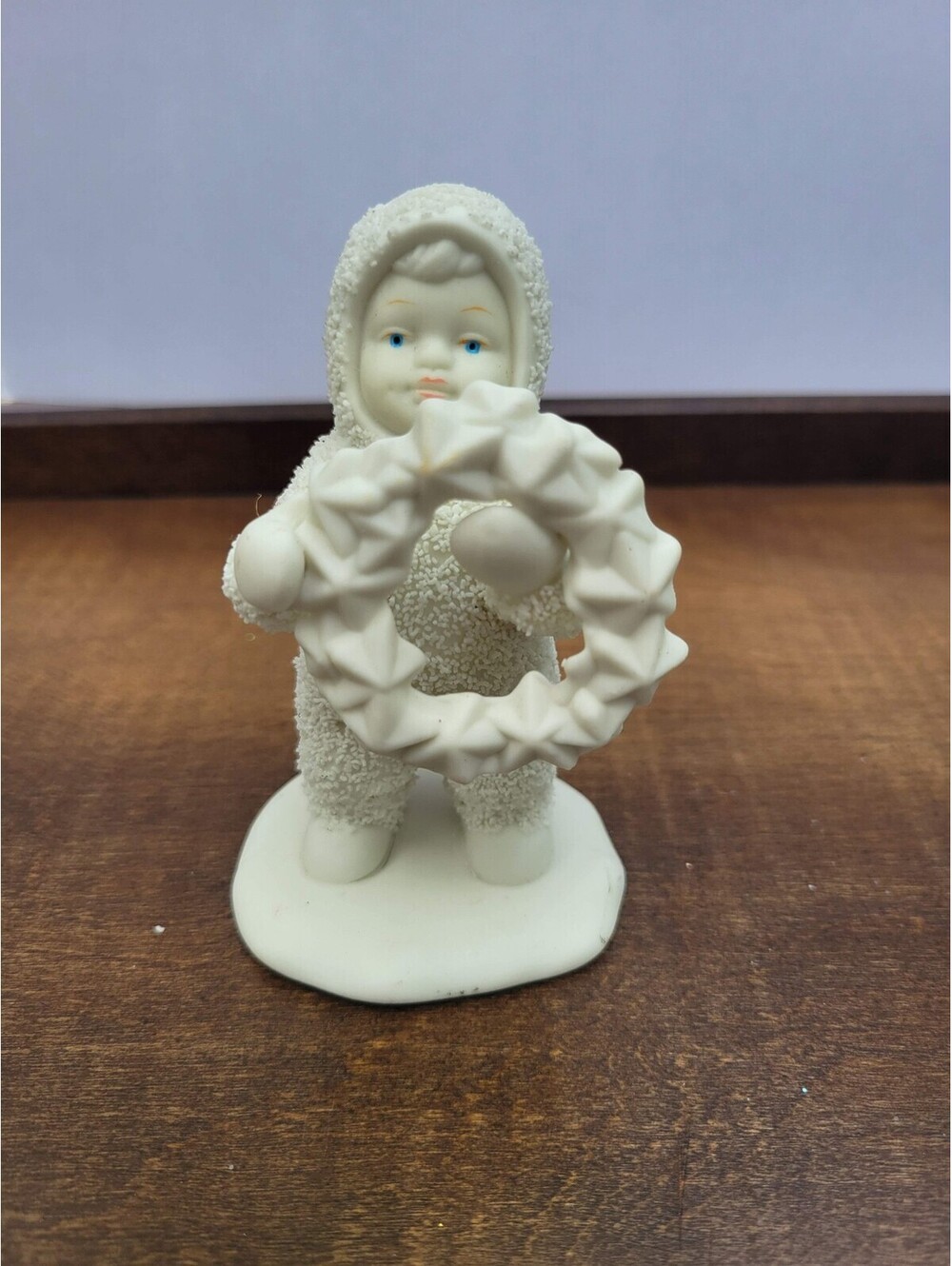 Department 56 Snowbabies White Angel Figurine Small Porcelain Wreath Decor
